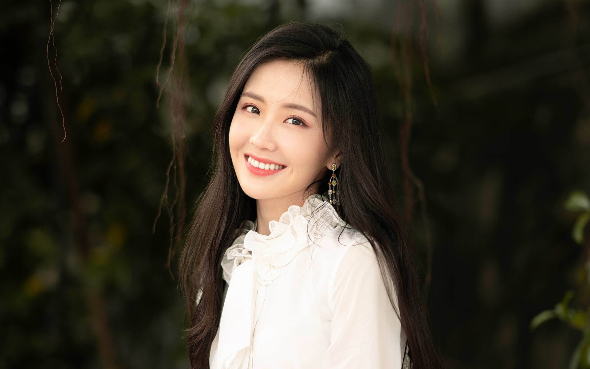 波兰蛙泳新星再刷新纪录，波兰冬泳