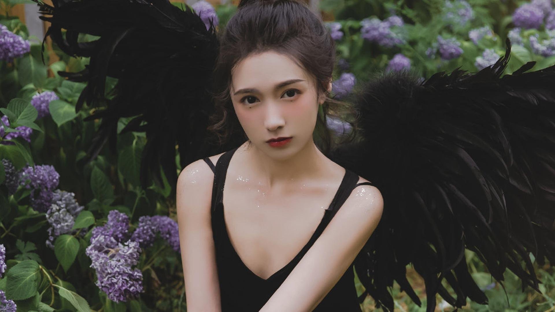 AC米兰-球队发布球员日常VLOG展现幕后生活拉近与球迷距离，球员gomes