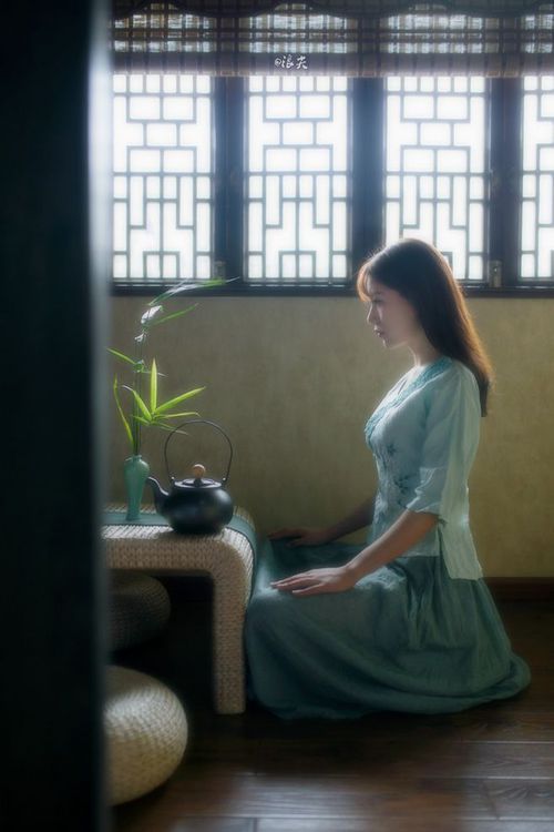 Milan Sports-英超激烈争夺：赛事精彩纷呈，冠军悬念重重！，英超最精彩比赛